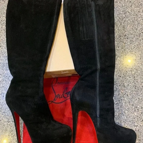 Christian Louboutin Daf Suede Boots! - Picture 7 of 11